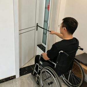 Wheelchair Door Puller